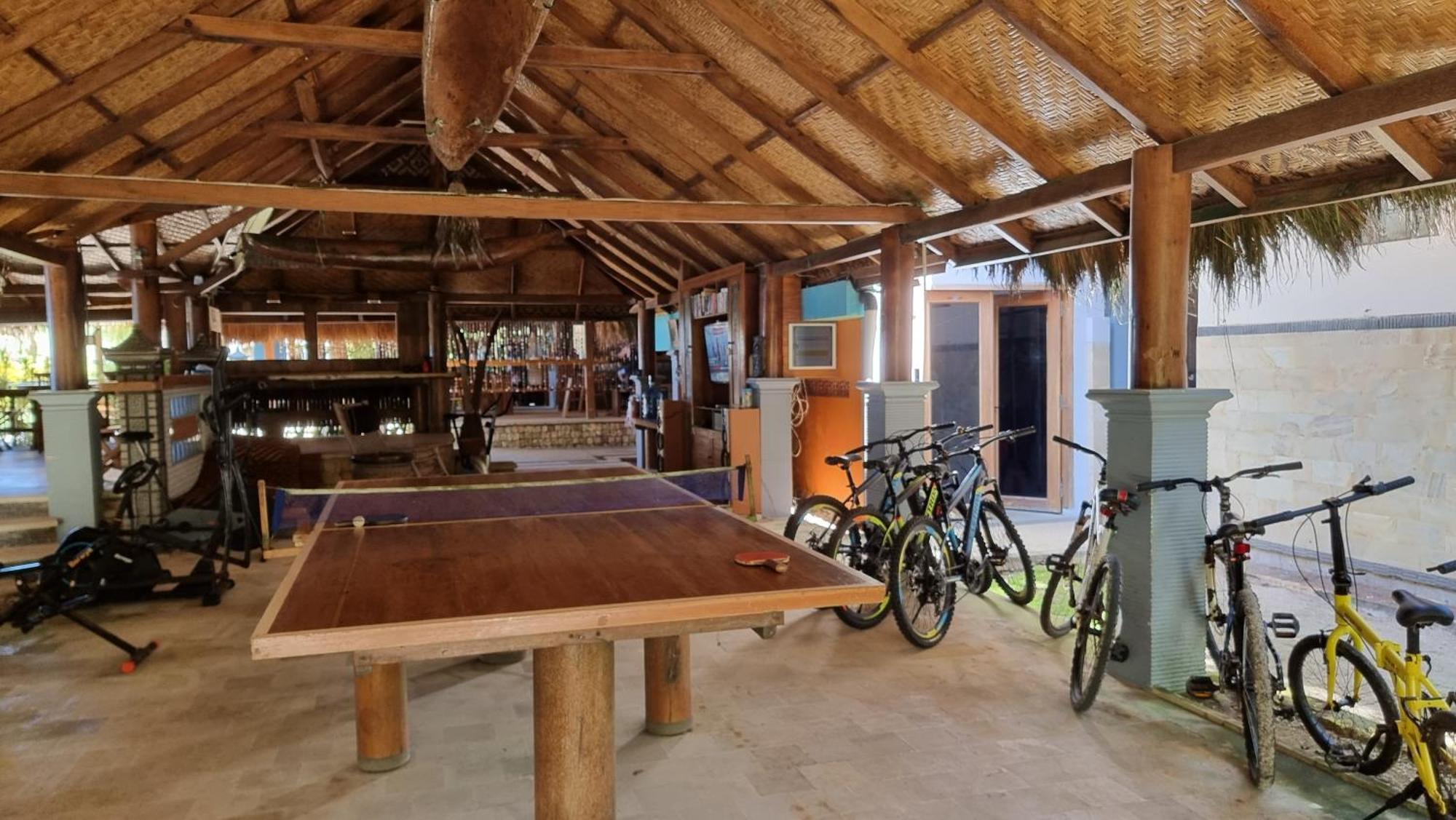 Istana Ombak Eco Resort Пачитан Екстериор снимка