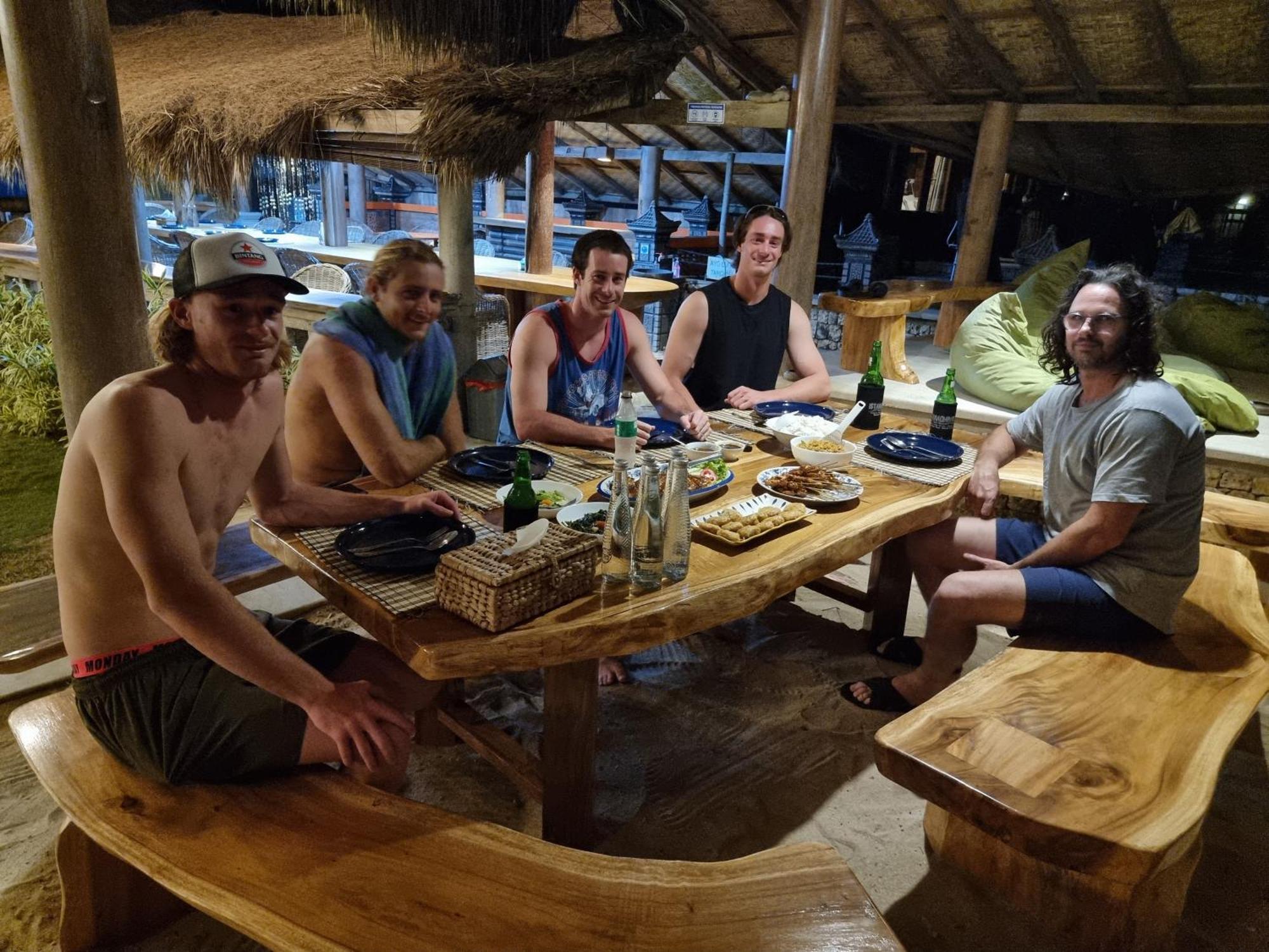 Istana Ombak Eco Resort Пачитан Екстериор снимка