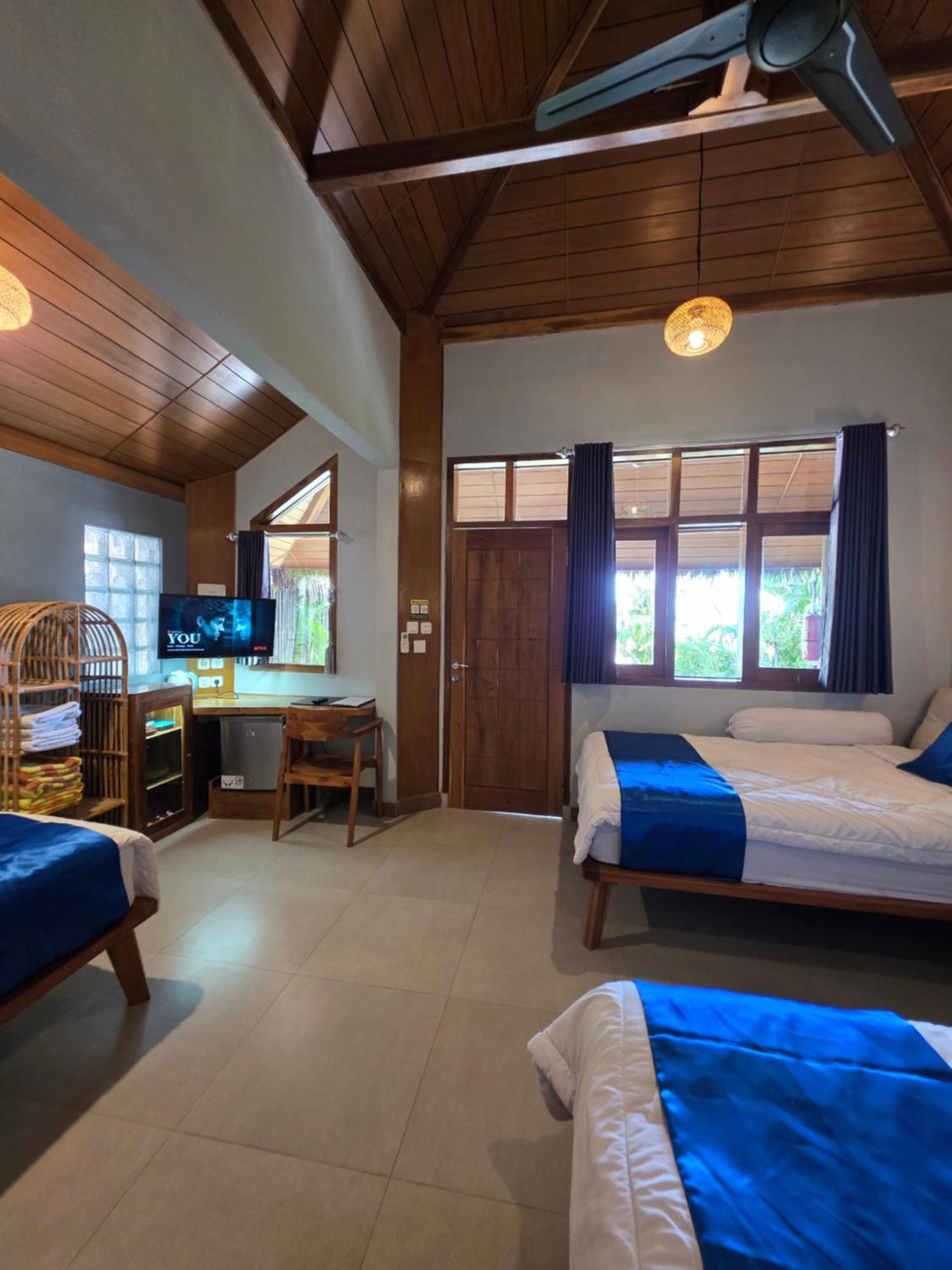 Istana Ombak Eco Resort Пачитан Екстериор снимка